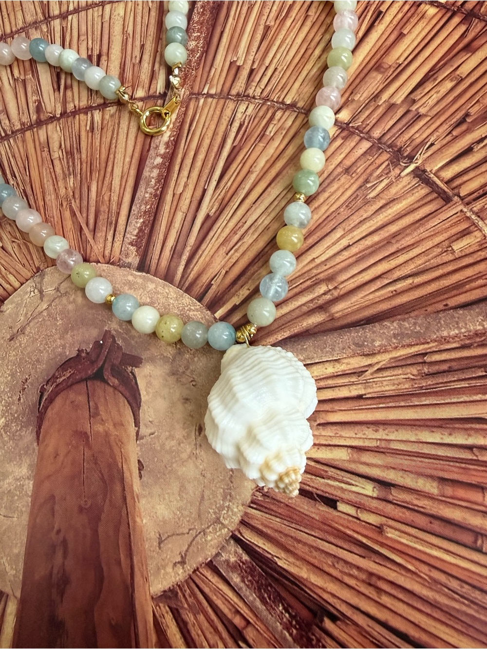 Shell Necklace - Picture 3 of 4